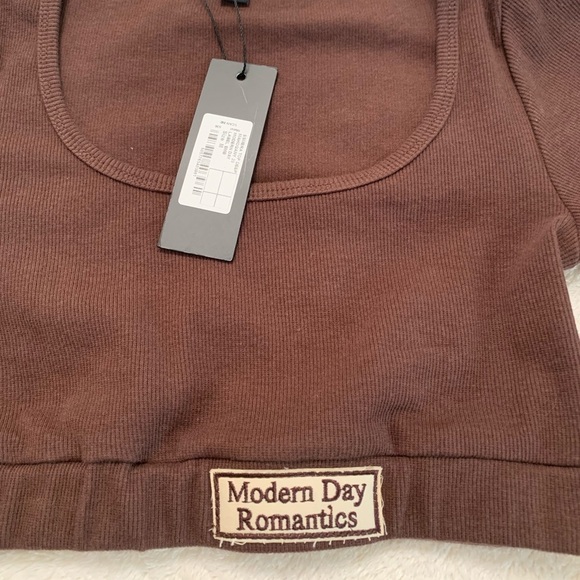 MOTEL ESMERA TOP DEEP MAHOGANY MODERN DAY LONG SLEEVE CROP TOP SIZE M - Picture 13 of 16